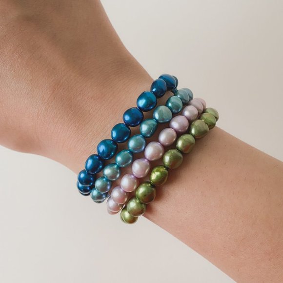 Unbranded Jewelry - Natural Freshwater Pearl Dyed Blue Green Purple Set of Four Stretch Bracelets